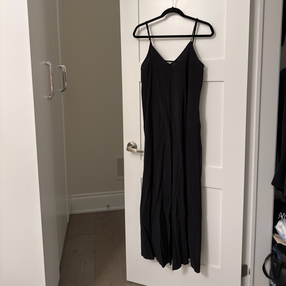 ZARA Maxi Dress 🖤